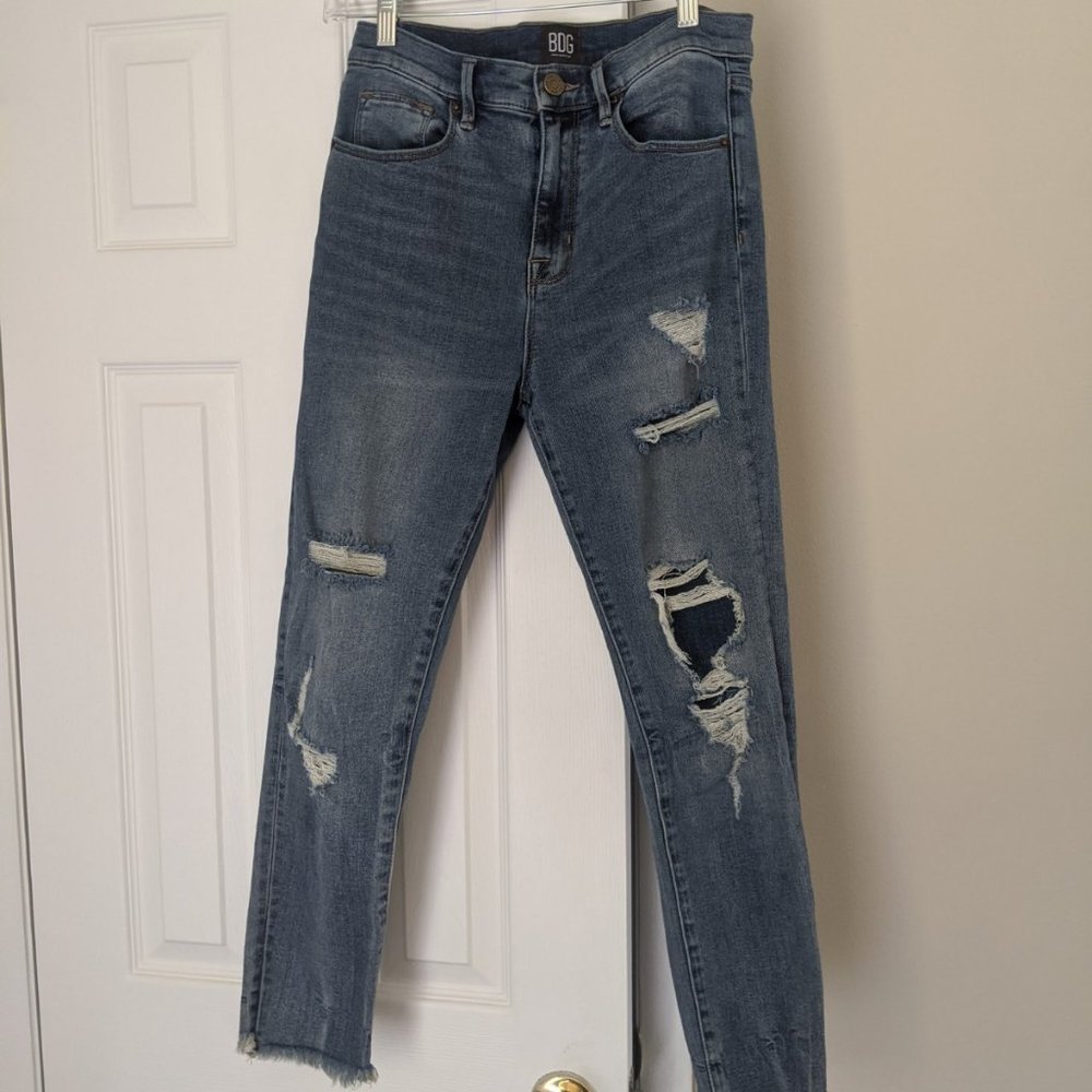 BDG Women's size 28 high rise crop jeans